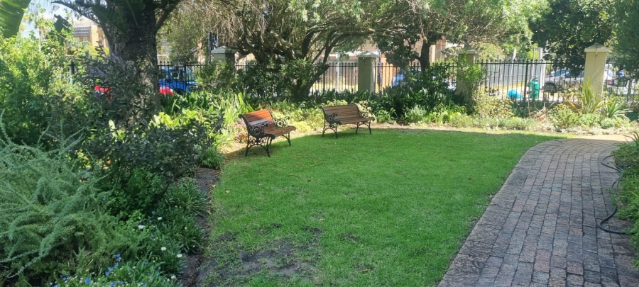 1 Bedroom Property for Sale in Pinelands Western Cape